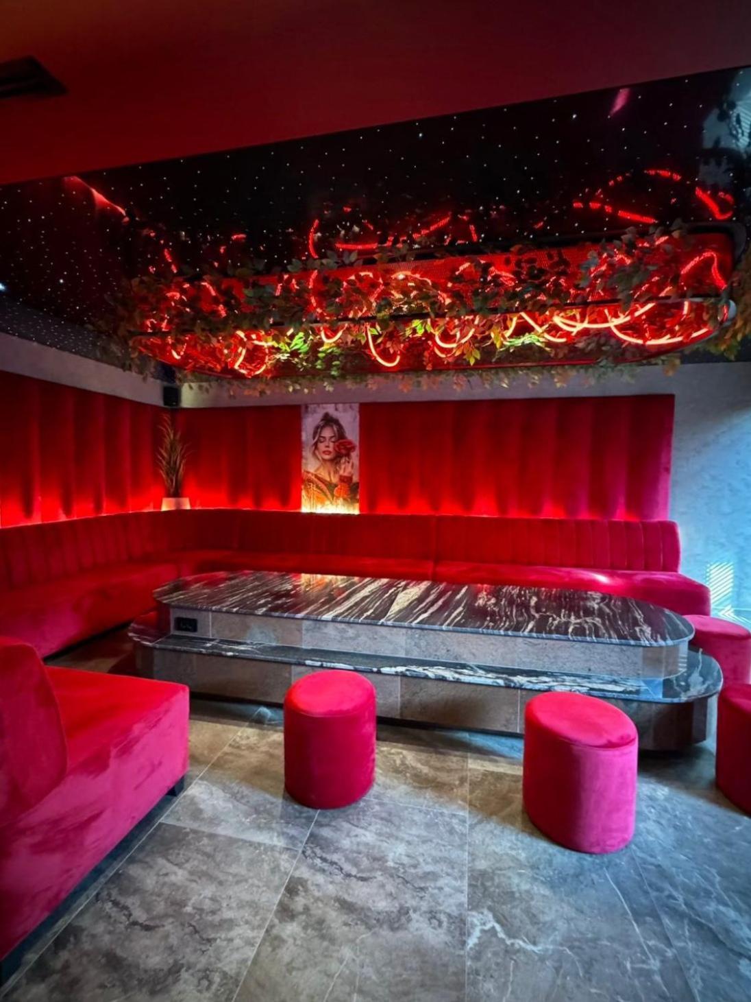 Motel Villa Princi Kosovo Polje 外观 照片