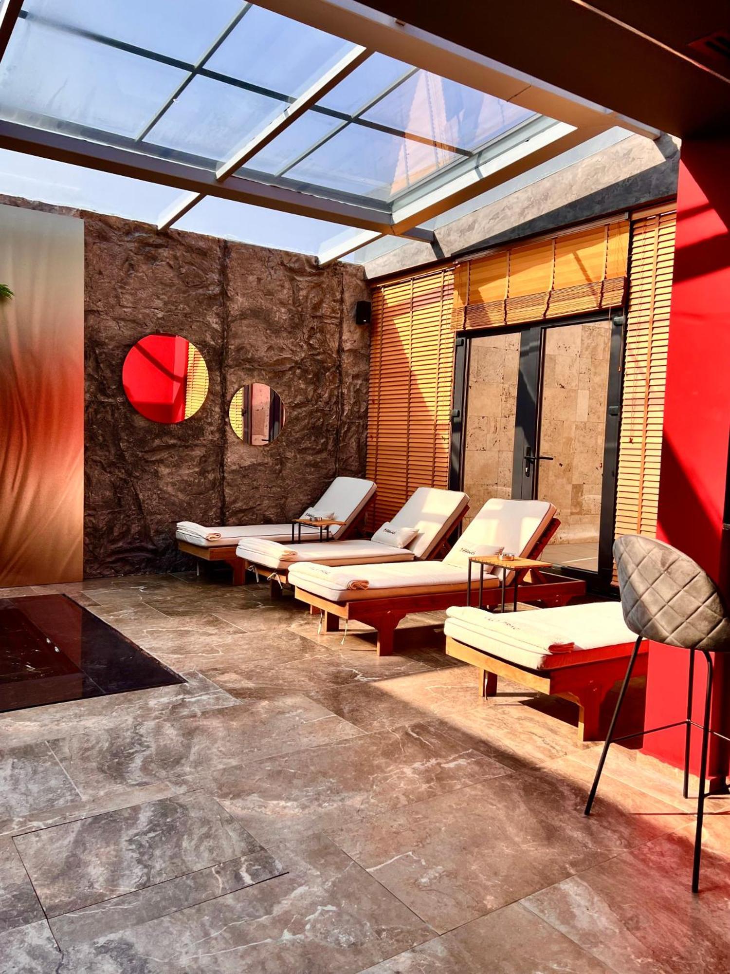 Motel Villa Princi Kosovo Polje 外观 照片