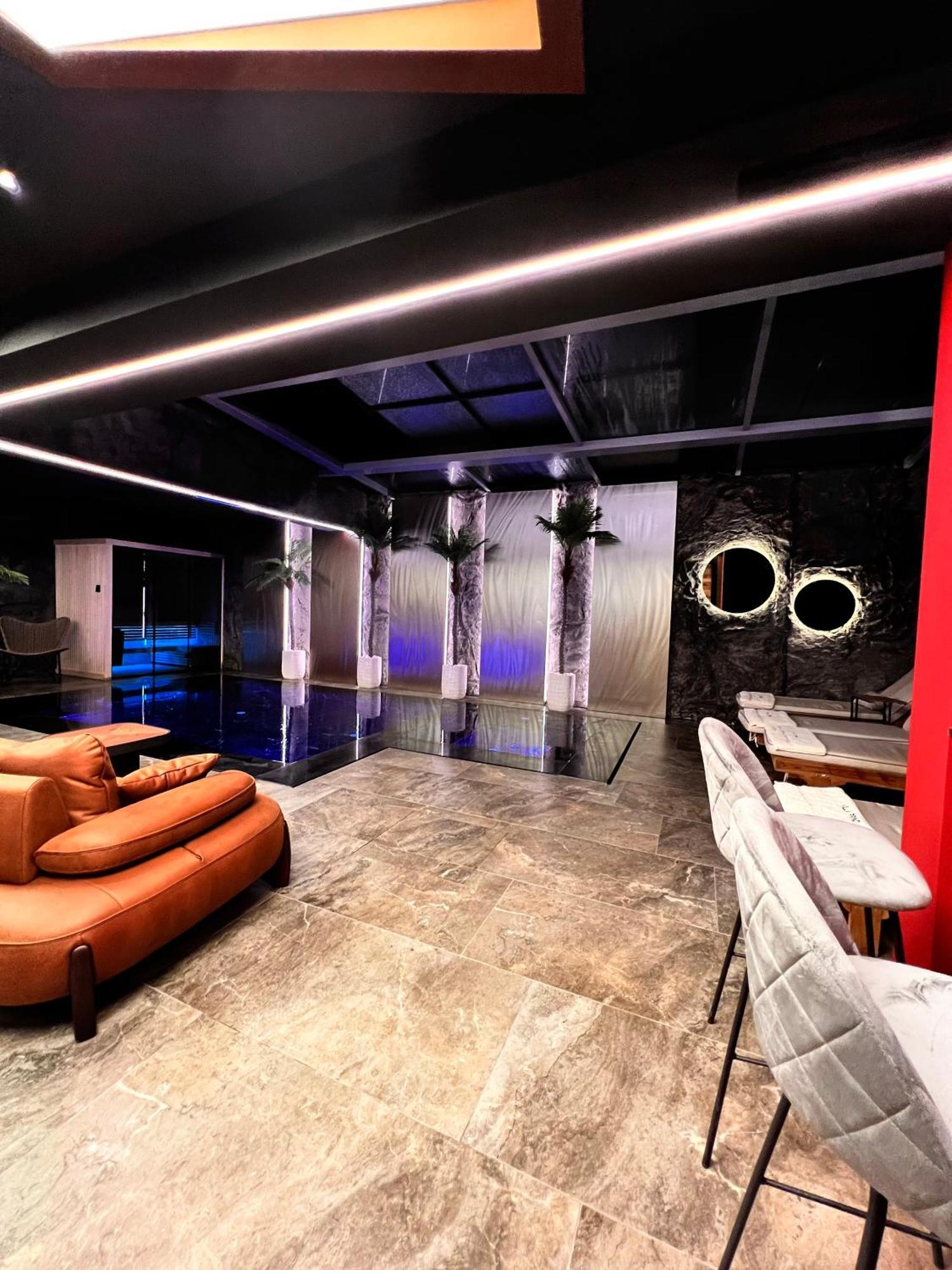 Motel Villa Princi Kosovo Polje 外观 照片